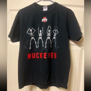 vintage Ohio State shirt. Skeleton acting O-H-I-O